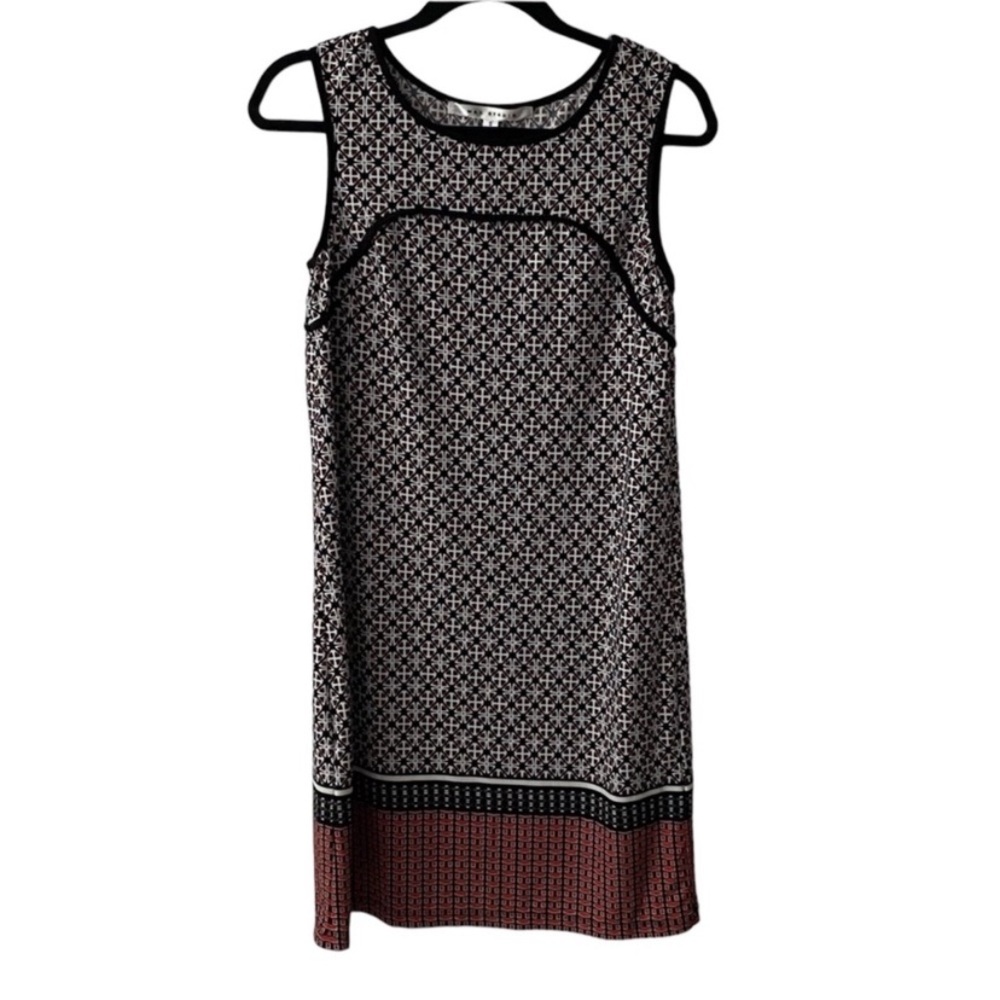Max Studio Retro Style Shift Dress